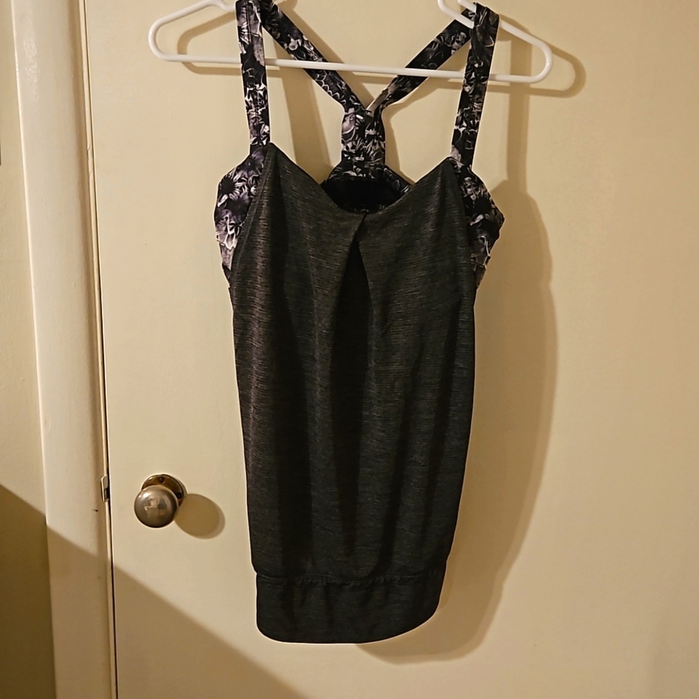 Lululemon workout top with built-in